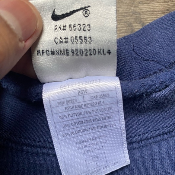 VINTAGE NIKE SWEATER LATE 90s - Picture 7 of 8